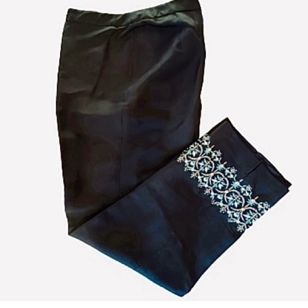 Ann Taylor Loft 100% Silk Embroidered
Detail Dress Pants